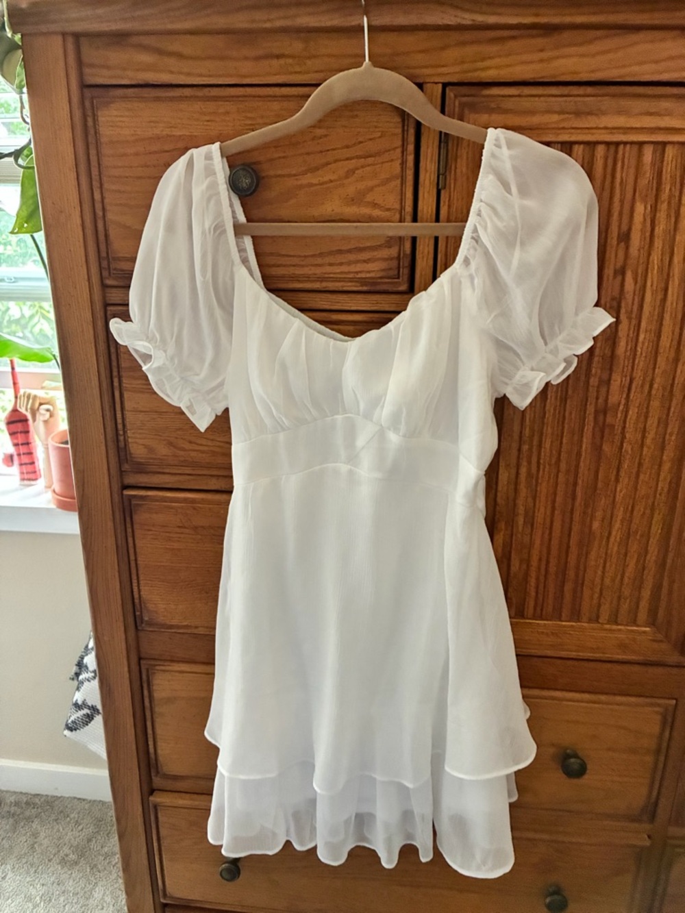 Love Tree White Puff-Sleeve Tiered Mini Dress NWT